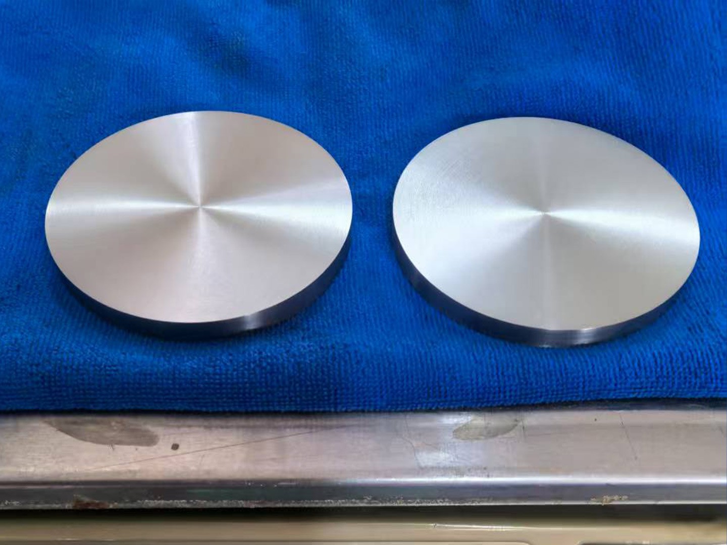 Tantalum Sputtering Target Tantalum Sputtering Target